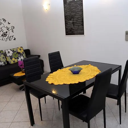 Apartmán Zeljko 63 *